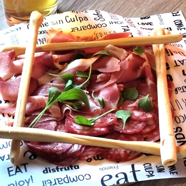 IMG_20250611_170730 2.4 Tabla de jamon